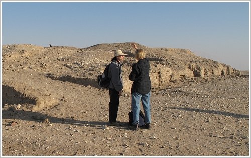 Dr. Diana Craig Patch and Dr. Catharine H. Roehrig in Malqata, Luxor West Bank, © iMalqata